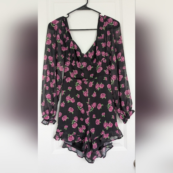 Miss Selfridge Floral Black and Pink Romper Size 6 - Picture 1 of 9